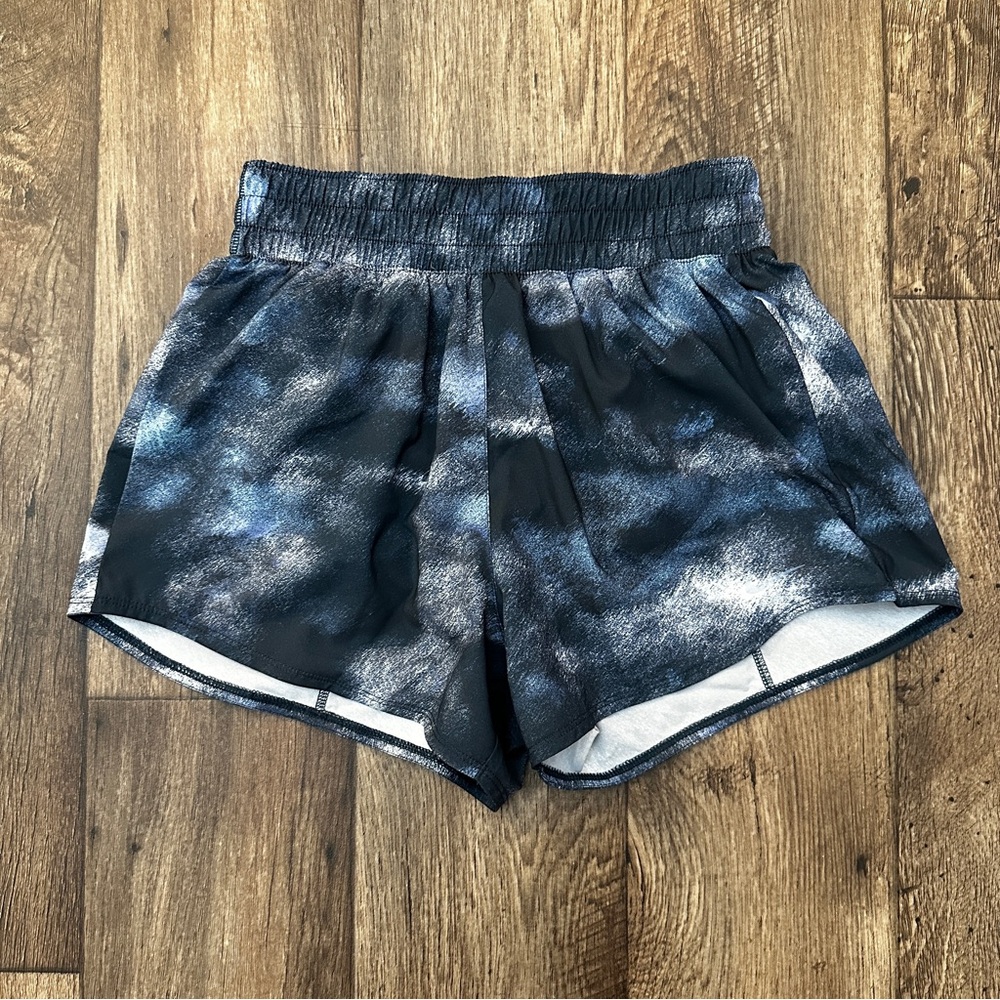 Nike Dri Fit Training Running Shorts Women’s Size S Blue Tie Dye